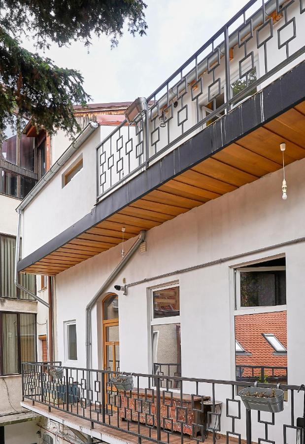 1881 Brasov Old Town Apartments מראה חיצוני תמונה