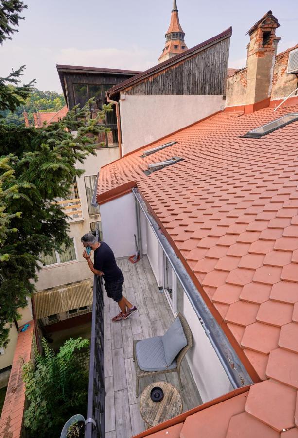 1881 Brasov Old Town Apartments מראה חיצוני תמונה
