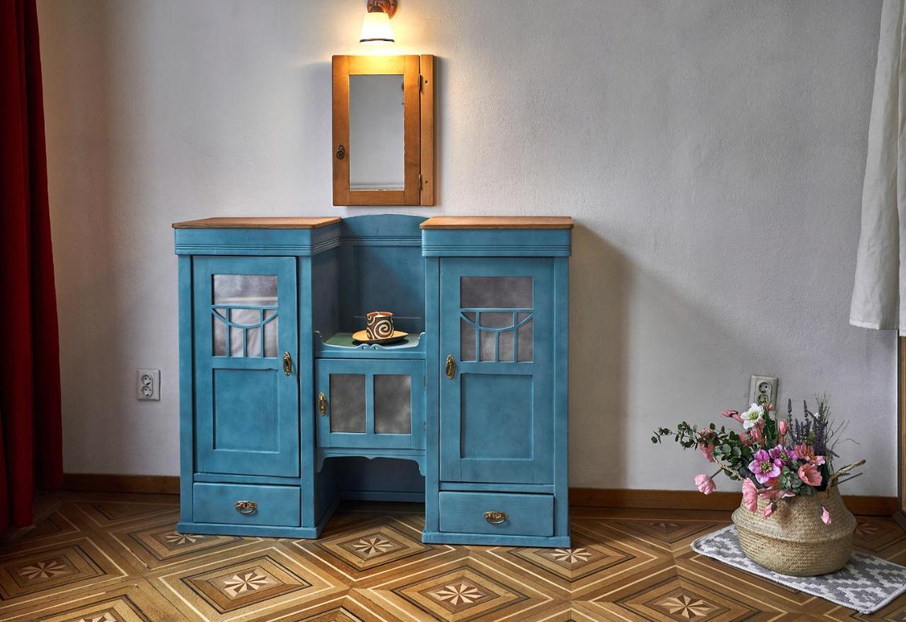 1881 Brasov Old Town Apartments מראה חיצוני תמונה